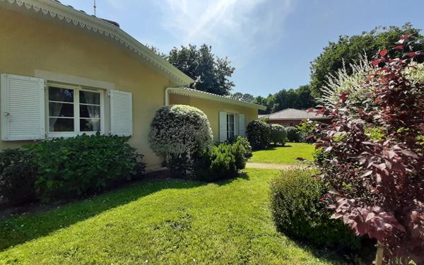 Maison à vendre    6 pièces •  Gujan-Mestras