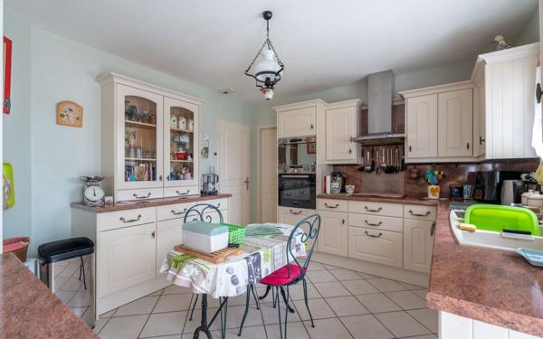 Maison à vendre    6 pièces •  Gujan-Mestras