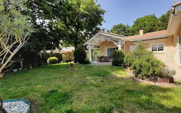 Maison à vendre    6 pièces •  Gujan-Mestras