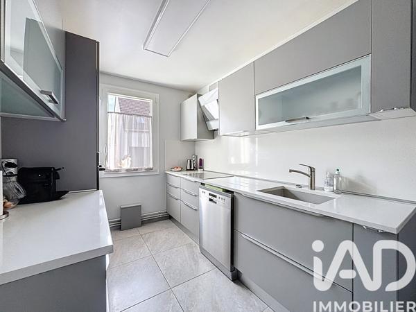 Maison à vendre 5 pièces 110 m² Vert-Saint-Denis