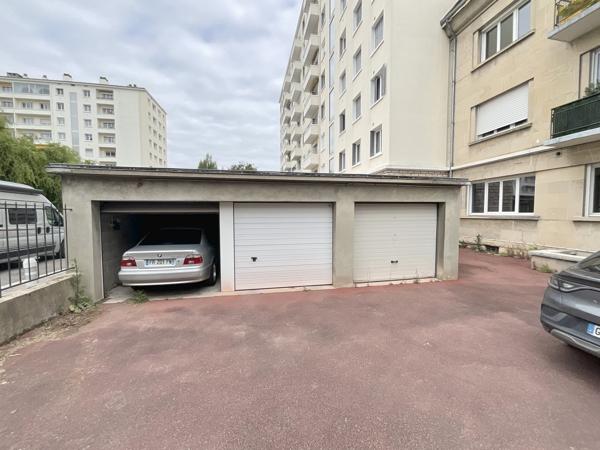 Immeuble de Rapport,  dont 1 Local Pro, 2 Logements , 3 Garages