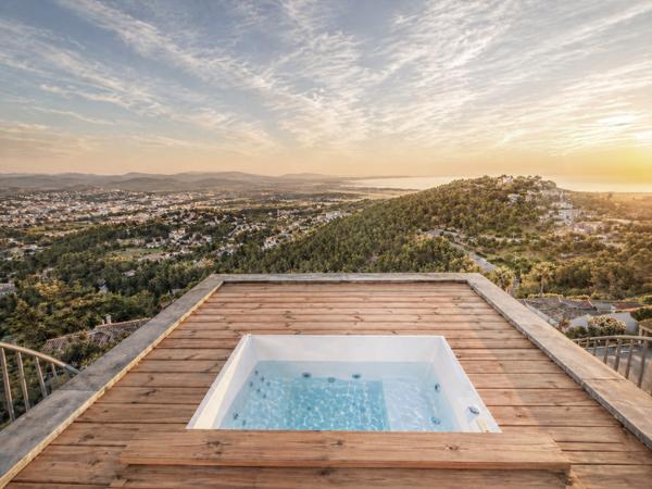 Hyères () Villa • Mont des Oiseaux, Hyères