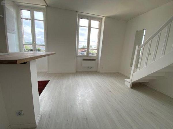 Appartement à louer à Fismes dans la Marne (51170), ref : 51083//921