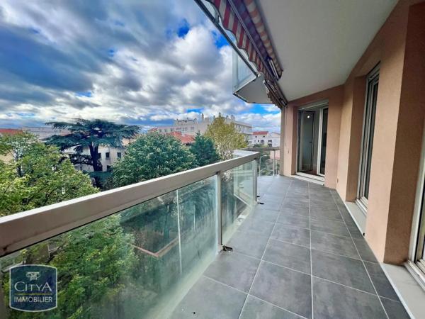 Appartement à louer 4 pièces 102m² Lyon 8e Arrondissement (69008)