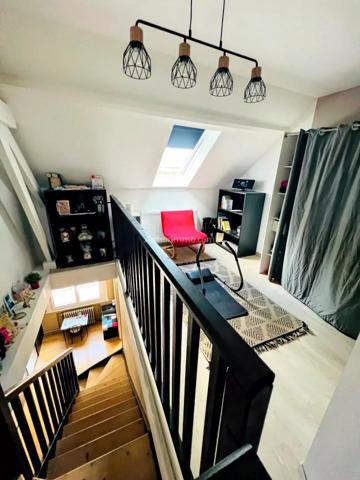 Vente                                                      Maison
                        
                     7 pièces                      191 m2                     à Croix