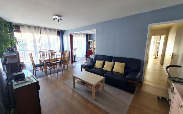 Appartement à vendre    4 pièces • 79,79 m2 Juvisy-sur-Orge