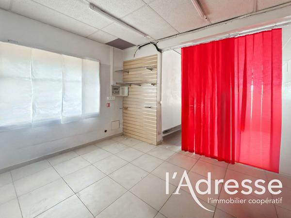 Le Beausset - Local Commercial - 46 m2