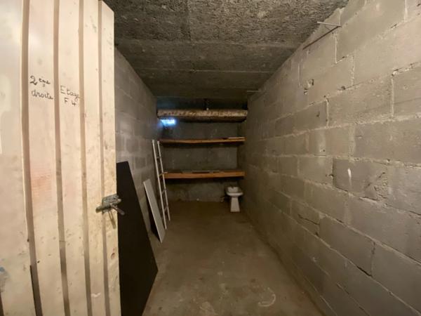 Appartement à vendre - 2 CHAMBRES (POSSIBLE 3) - PLEIN CENTRE SAINT CYR SUR LOIRE