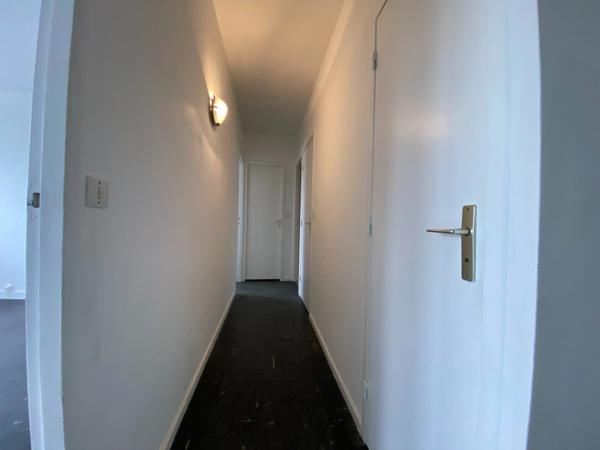 Appartement à vendre - 2 CHAMBRES (POSSIBLE 3) - PLEIN CENTRE SAINT CYR SUR LOIRE