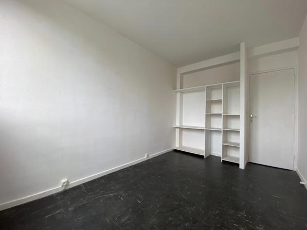 Appartement à vendre - 2 CHAMBRES (POSSIBLE 3) - PLEIN CENTRE SAINT CYR SUR LOIRE