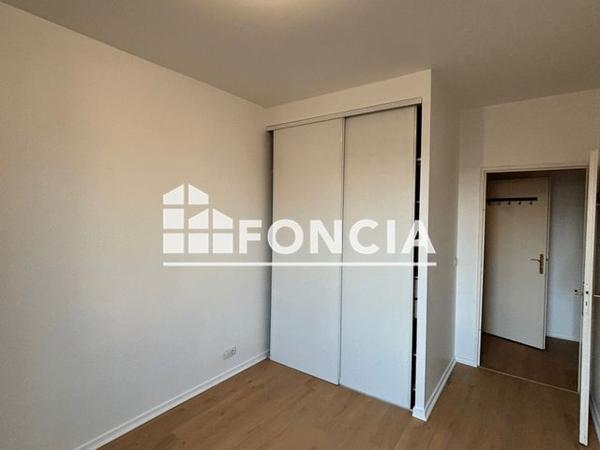 Location Appartement 3 pièces 71.6 m² - 2/4 RUE YVONNE DE GAULLE Asnieres-sur-seine 92600