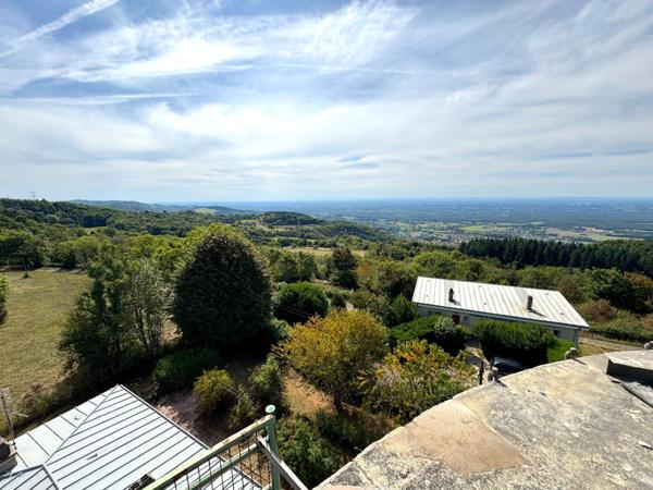 Bâtiment insolite 350 m²