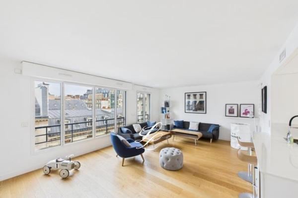 Vente - Appartement 4 pièces 86 m 2 Paris (75008)
