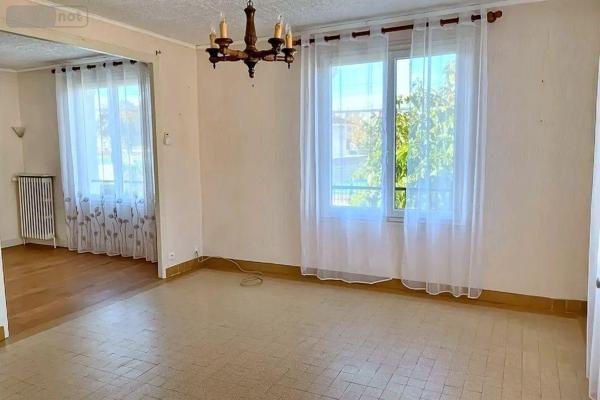 Maison à vendre à Avallon dans l'Yonne (89200), ref : 89099/140695   
La Morlande