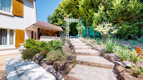 Entrée Etaples - Belle maison bourgeoise de 201 m² à fort potentiel