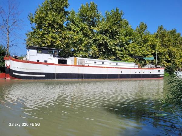 SUPERBE MAISON 6 PIÈCES 130 M2 SUR L'EAU