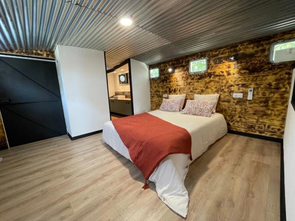 SUPERBE MAISON 6 PIÈCES 130 M2 SUR L'EAU