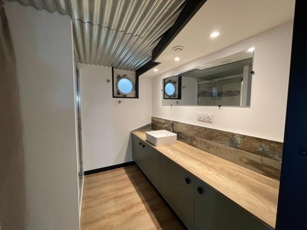 SUPERBE MAISON 6 PIÈCES 130 M2 SUR L'EAU