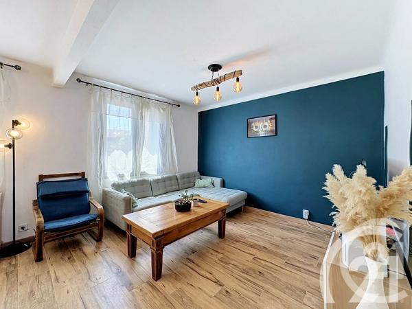 Appartement F3 à vendre  3 pièces - 84,61 m 2   CAVAILLON  - 84