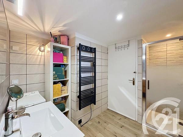 Appartement F3 à vendre  3 pièces - 84,61 m 2   CAVAILLON  - 84
