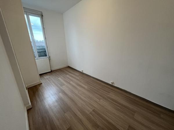 Maison à louer |  St-Aigulin |  3 pièces | 65 m²