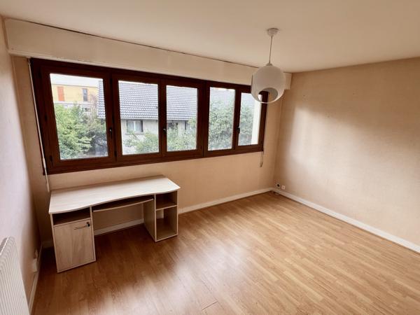 Appartement 2 pièce(s) 1 chambre(s) 41.8 m²