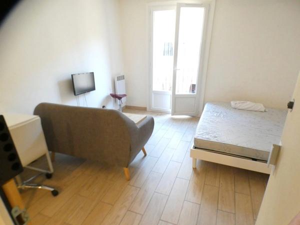 Béziers. Immeuble à vendre dans quartier calme