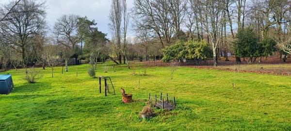 Maison à vendre |  Saint-Aigulin |  7 pièces | 155 m²