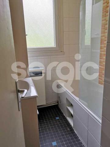 Location 2 Pieces 40 94550 Chevilly Larue 01 0777 01 0046