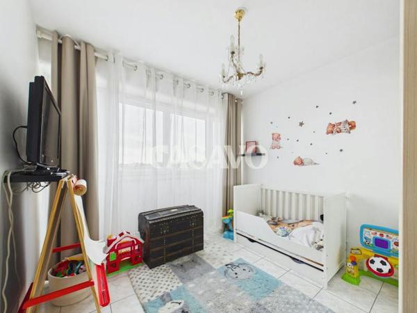 Vente Appartement 4 pièces de 70m² - 69140 Rillieux-la-Pape