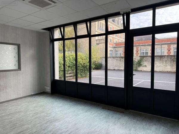 Location - Fonds et/ou murs commerciaux Troyes 10000 166 m 2
