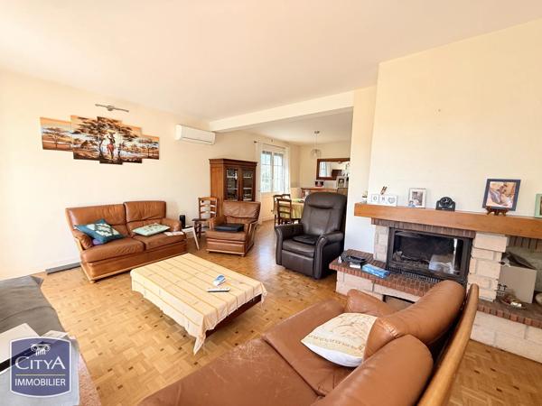 Maison à vendre 8 pièces 165m² Chinon (37500)