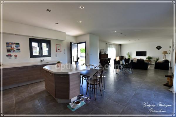 Maison à vendre 7 pièces SAINT LAURENT DE NESTE (65)