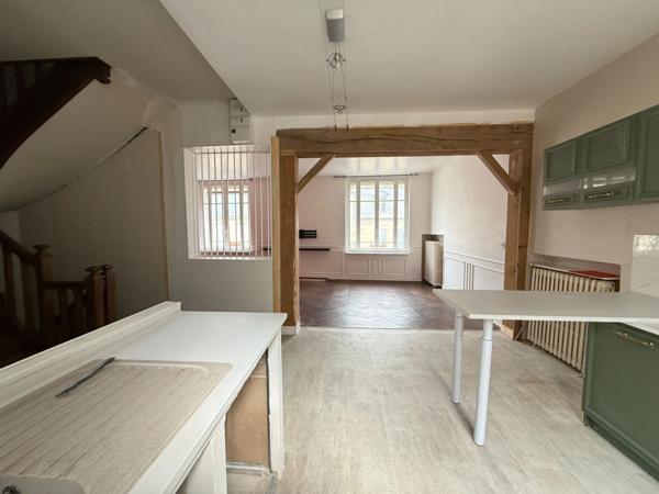 Appartement 118m² 5 pièces DUN LE PALESTEL 59 000 €