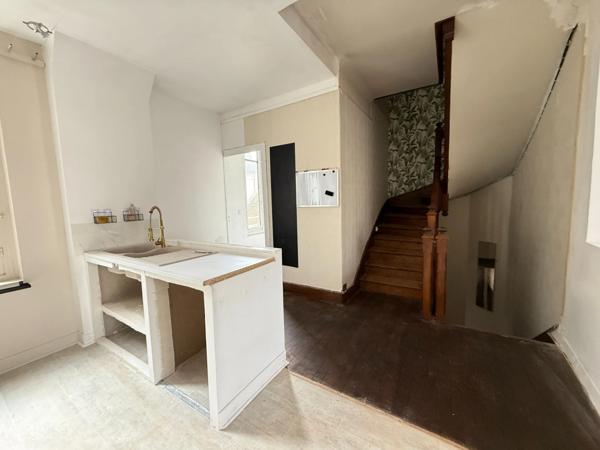 Appartement 118m² 5 pièces DUN LE PALESTEL 59 000 €