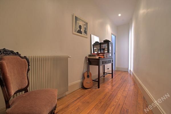 AGEN - Maison de caractère de 215 m² rénovée avec jardin, piscine et garage quartier CARNOT.