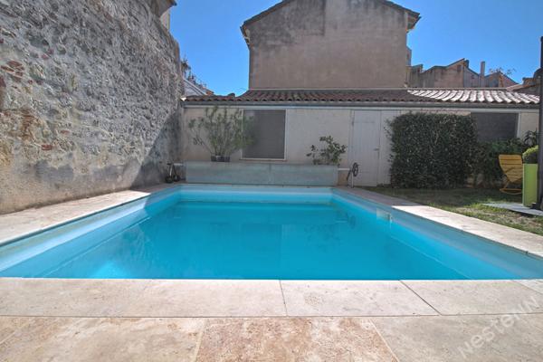 AGEN - Maison de caractère de 215 m² rénovée avec jardin, piscine et garage quartier CARNOT.