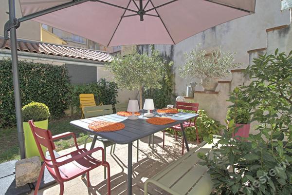 AGEN - Maison de caractère de 215 m² rénovée avec jardin, piscine et garage quartier CARNOT.