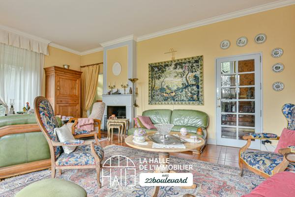 Maison 10 pièces - 267 m²