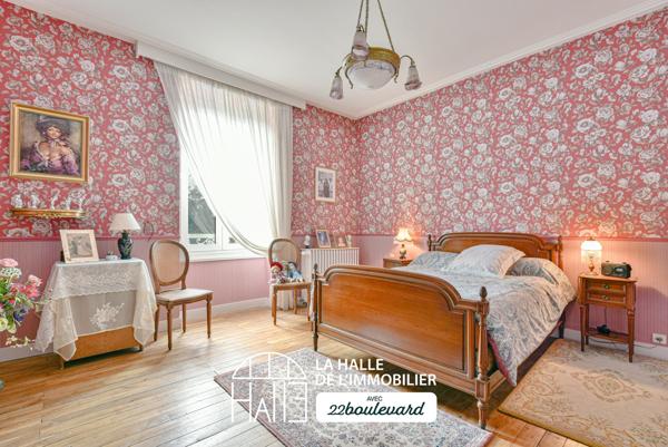 Maison 10 pièces - 267 m²