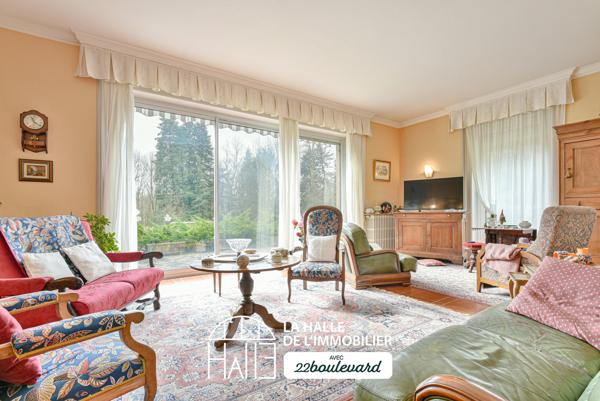 Maison 10 pièces - 267 m²