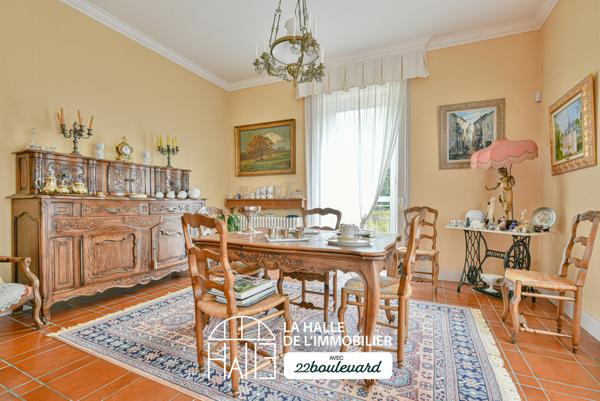 Maison 10 pièces - 267 m²