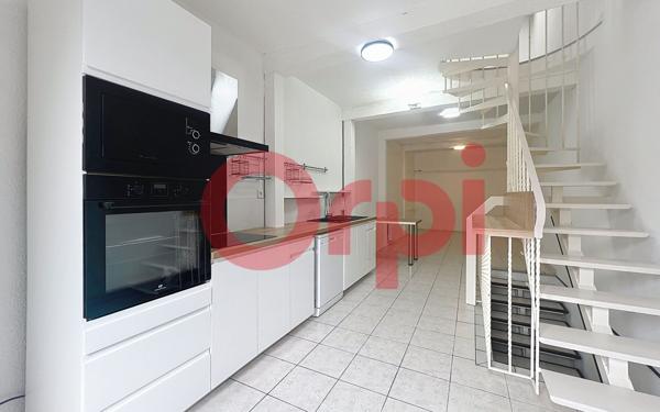 Appartement à vendre    5 pièces •  Claira