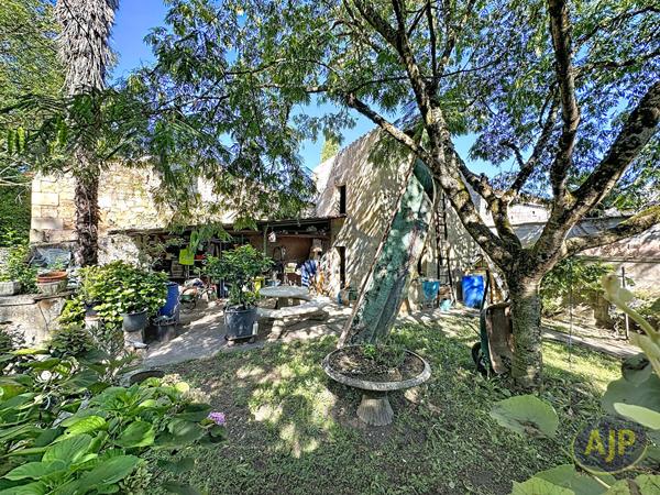 Maison à vendre Pons - 4 pièces, 97m² avec 1 chambre(s) à 86 000€ - AJP Immobilier Pons