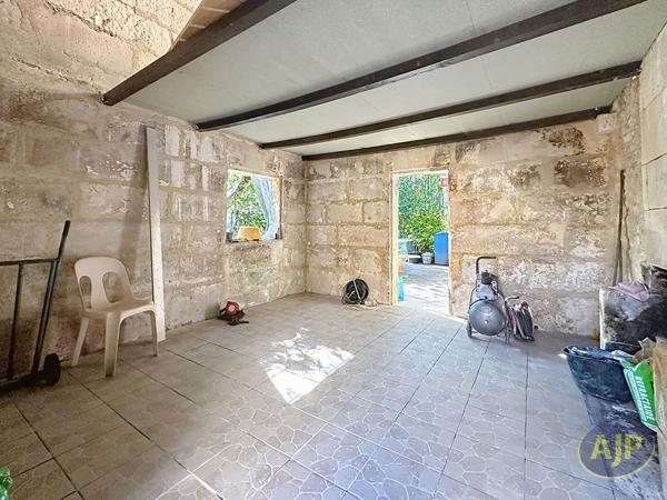 Maison à vendre Pons - 4 pièces, 97m² avec 1 chambre(s) à 86 000€ - AJP Immobilier Pons