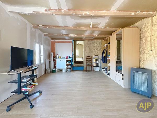 Maison à vendre Pons - 4 pièces, 97m² avec 1 chambre(s) à 86 000€ - AJP Immobilier Pons