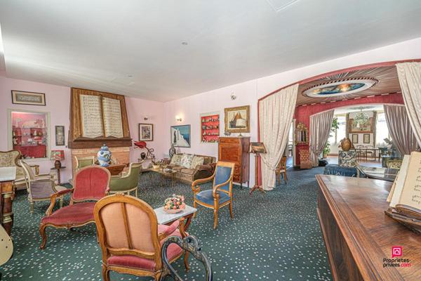 Appartement bourgeois de 226 m² avec réception de 100 m²