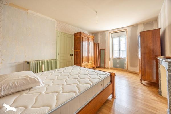 Maison à vendre 166 625 € Fontenay-le-Comte 3 p 91 m² DPE E