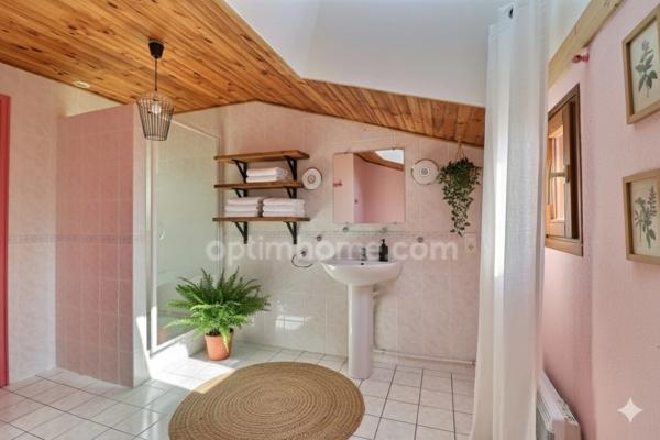 Propriété 10 pièces (8 chambres) 205m² à VALLET