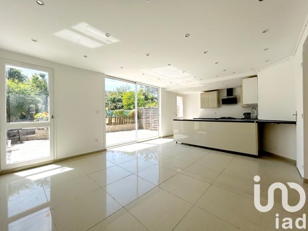 Maison à vendre 6 pièces 119 m² Beaumont-sur-Oise